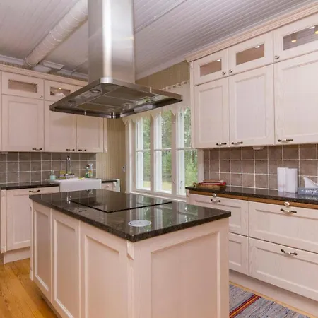 Kukkapaeae By Interhome